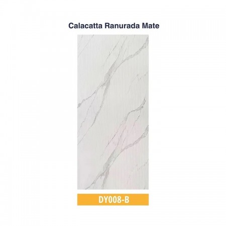 Plancha marmoleada Calacatta Ranurada Mate 122x244cm